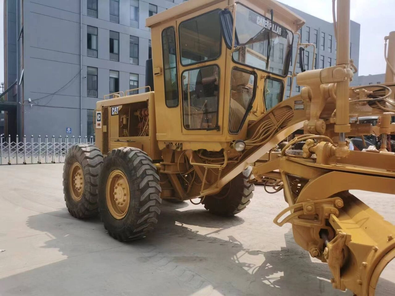 Grader Caterpillar 140G: picture 7