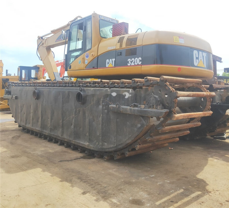 Caterpillar 320C - Amphibious excavator: picture 4 Caterpillar 320C - Amphibious excavator: picture 4
