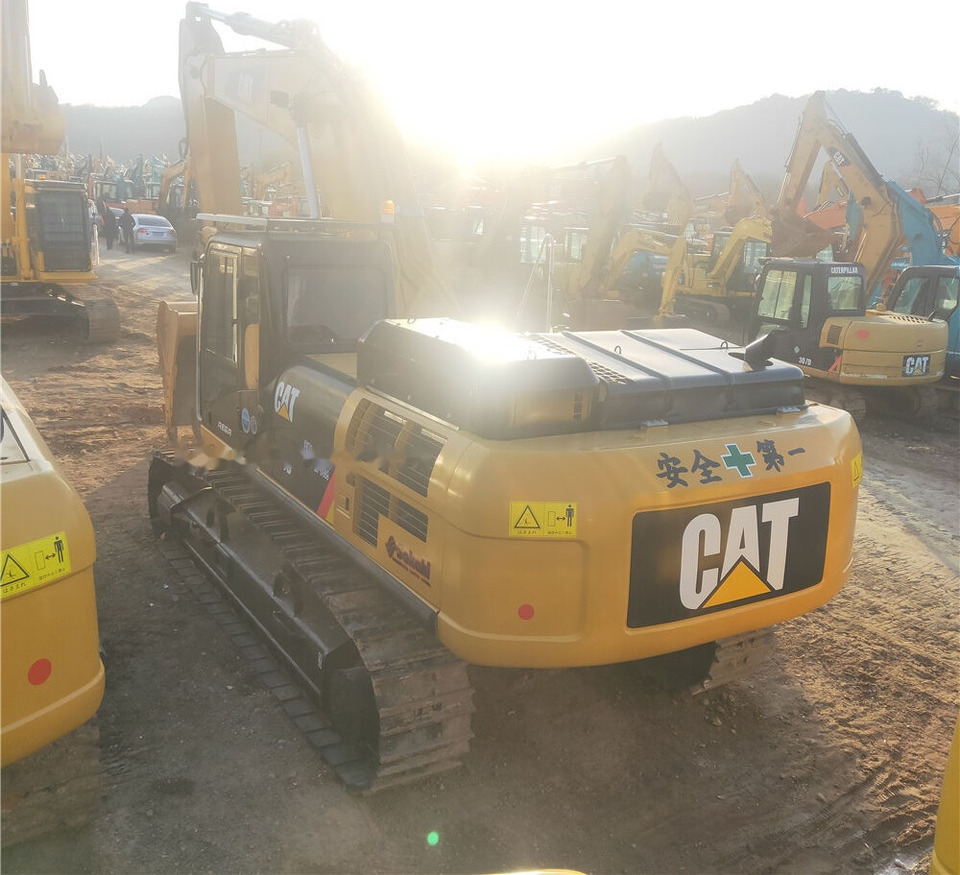 Caterpillar 340D2 - Crawler excavator: picture 4 Caterpillar 340D2 - Crawler excavator: picture 4
