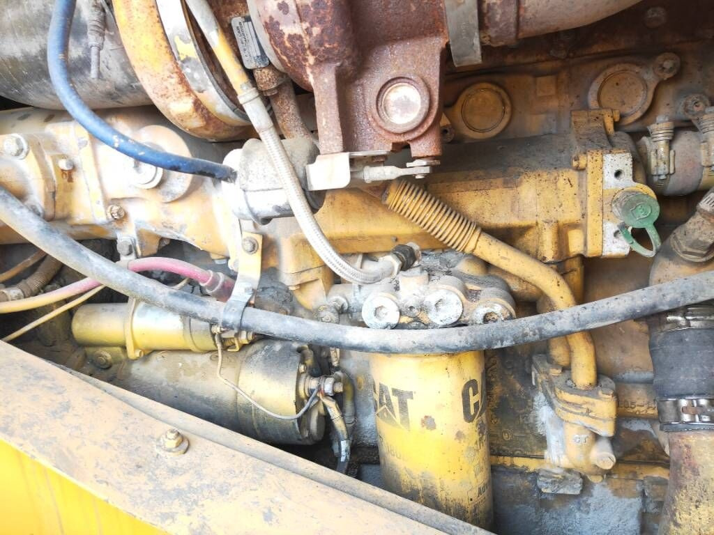 Wheel loader Caterpillar 966 H: picture 11