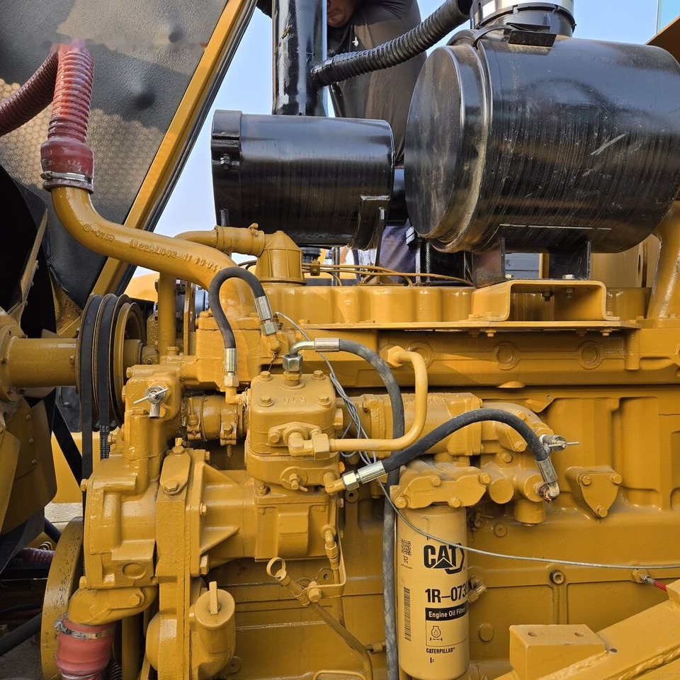 Wheel loader Caterpillar 966H: picture 8