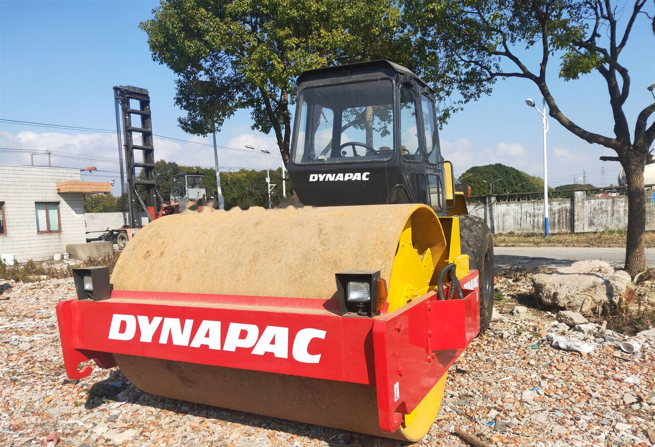 Dynapac CA301D - Compactor: picture 1 Dynapac CA301D - Compactor: picture 1