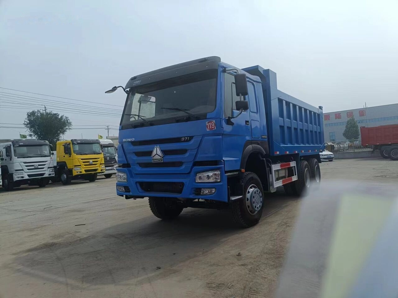 Howo 371 - Tipper: picture 5 Howo 371 - Tipper: picture 5