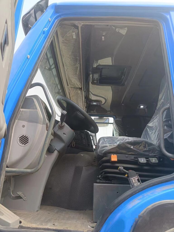 Howo 371 - Tipper: picture 3 Howo 371 - Tipper: picture 3