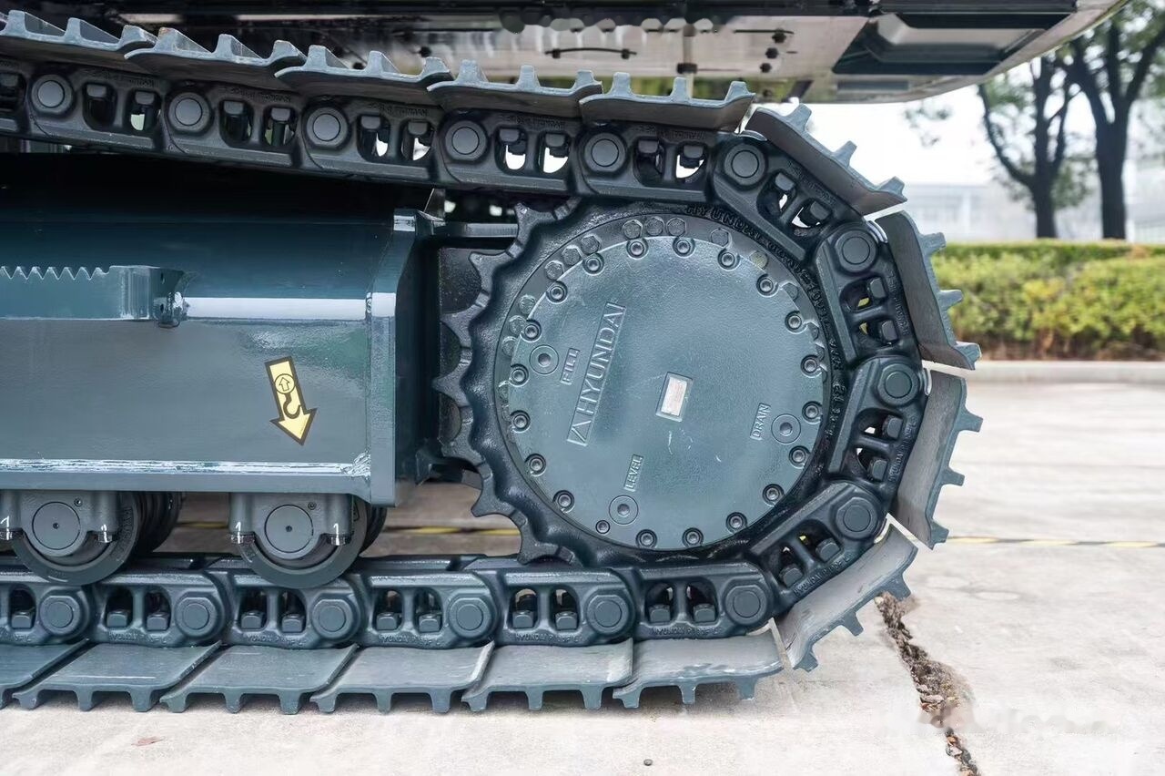 New Crawler excavator Hyundai HX220 New: picture 9