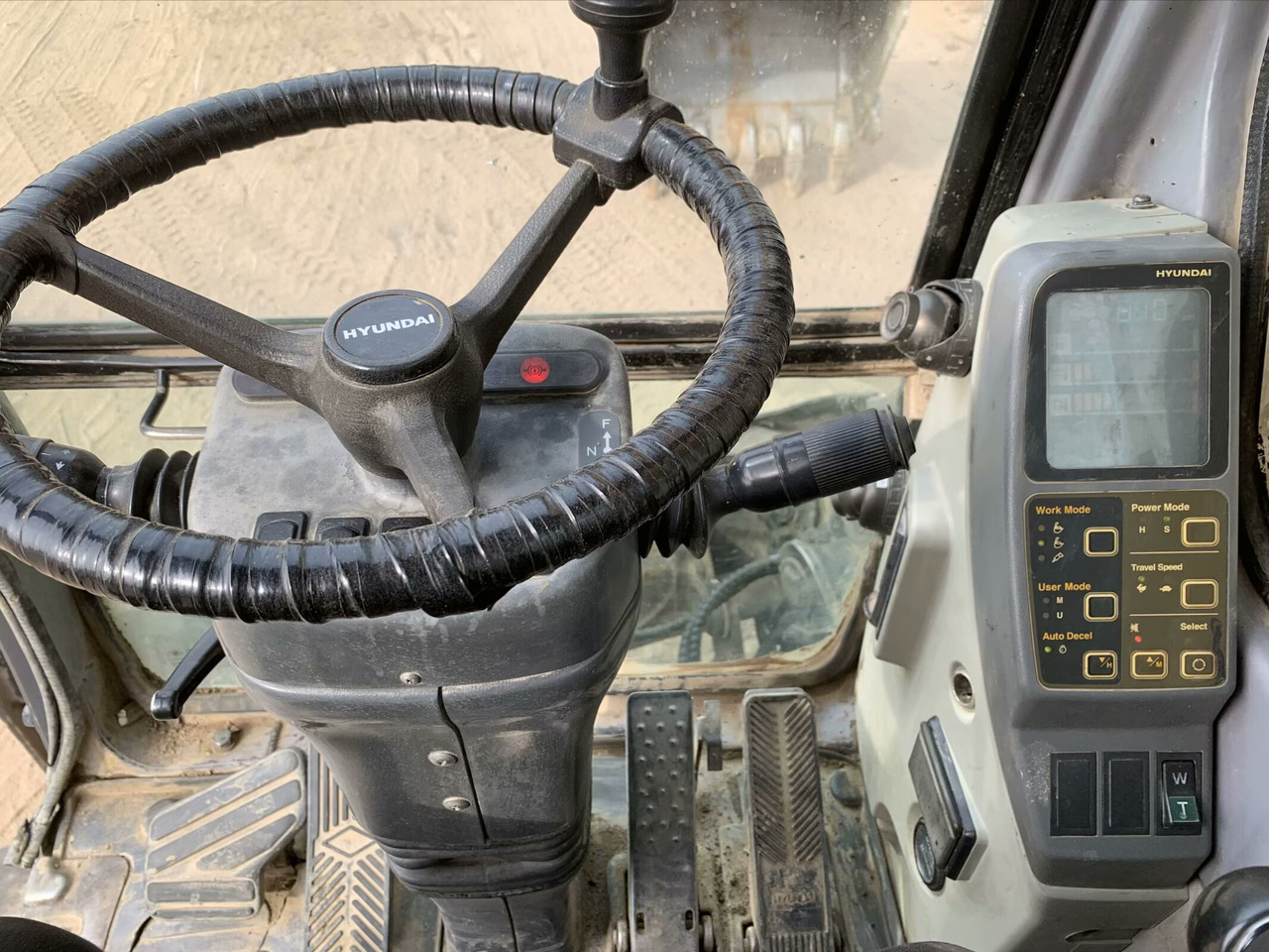 Wheel excavator Hyundai R210W-7: picture 9