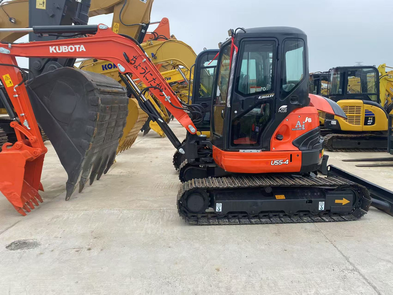 KUBOTA U55-4 - Mini excavator: picture 1 KUBOTA U55-4 - Mini excavator: picture 1