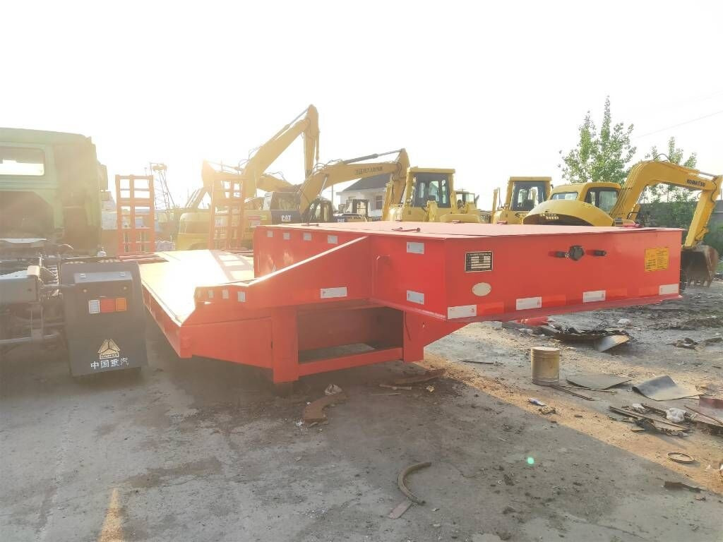 KUNBO LKB9400TDP - Low loader semi-trailer: picture 2 KUNBO LKB9400TDP - Low loader semi-trailer: picture 2