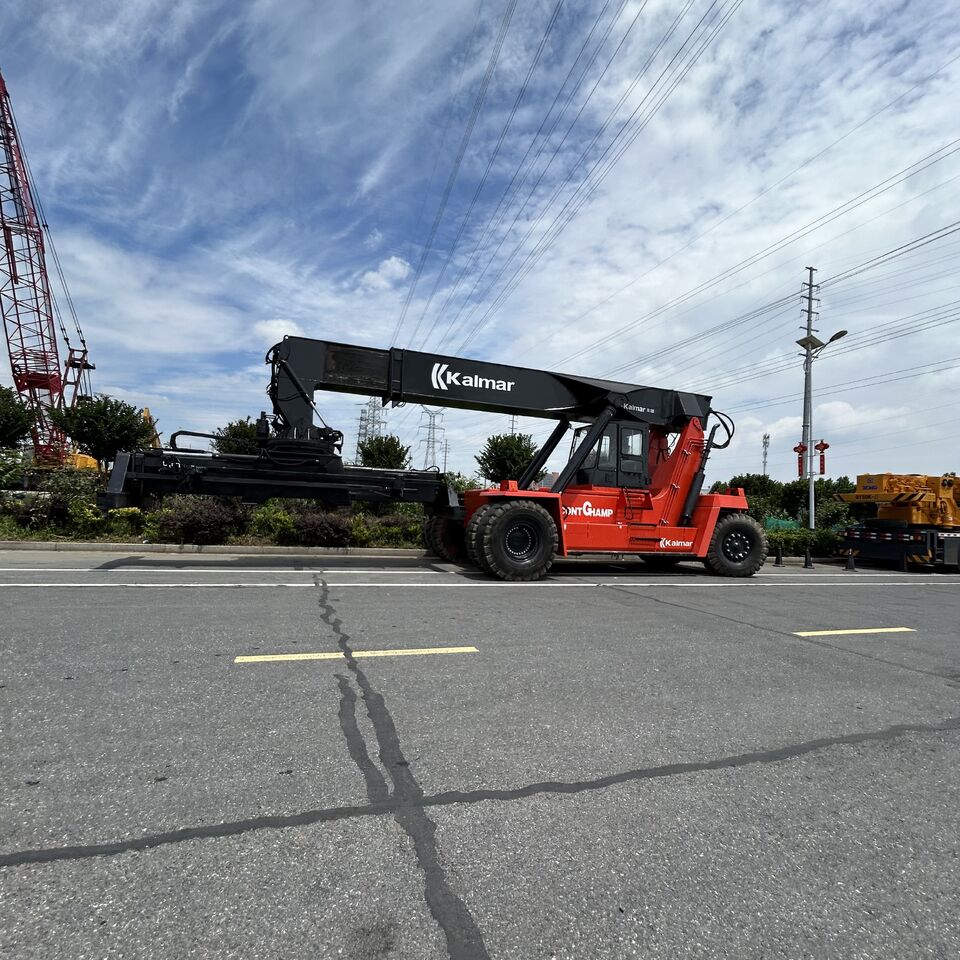 Kalmar DRD450 reachstacker - Reach stacker: picture 5 Kalmar DRD450 reachstacker - Reach stacker: picture 5