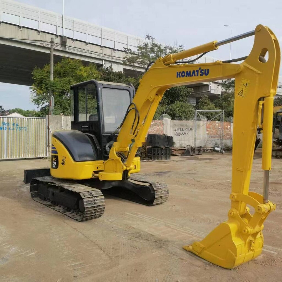 Mini excavator Komatsu PC50MR: picture 8