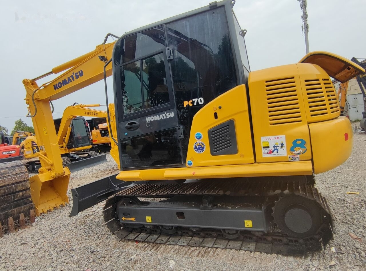 Komatsu PC70-8 - Mini excavator: picture 4 Komatsu PC70-8 - Mini excavator: picture 4