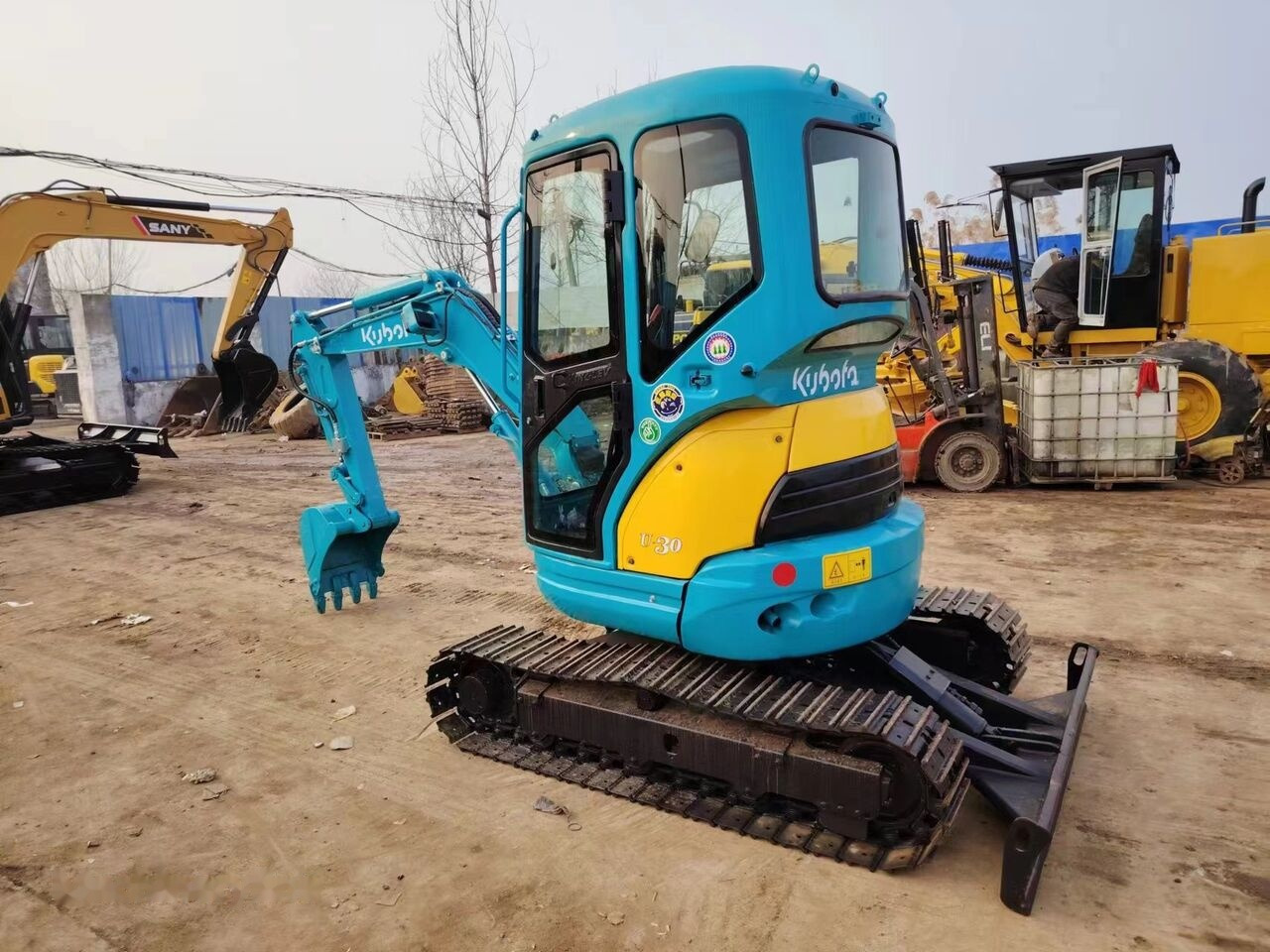 Mini excavator Kubota U30: picture 7
