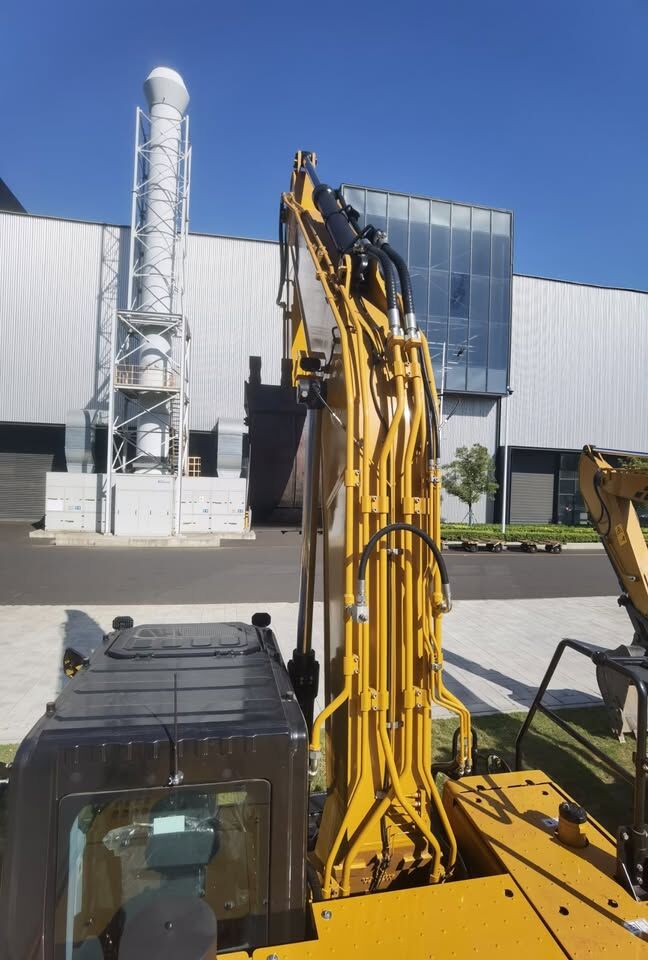 SANY SY215W - Wheel excavator: picture 3 SANY SY215W - Wheel excavator: picture 3