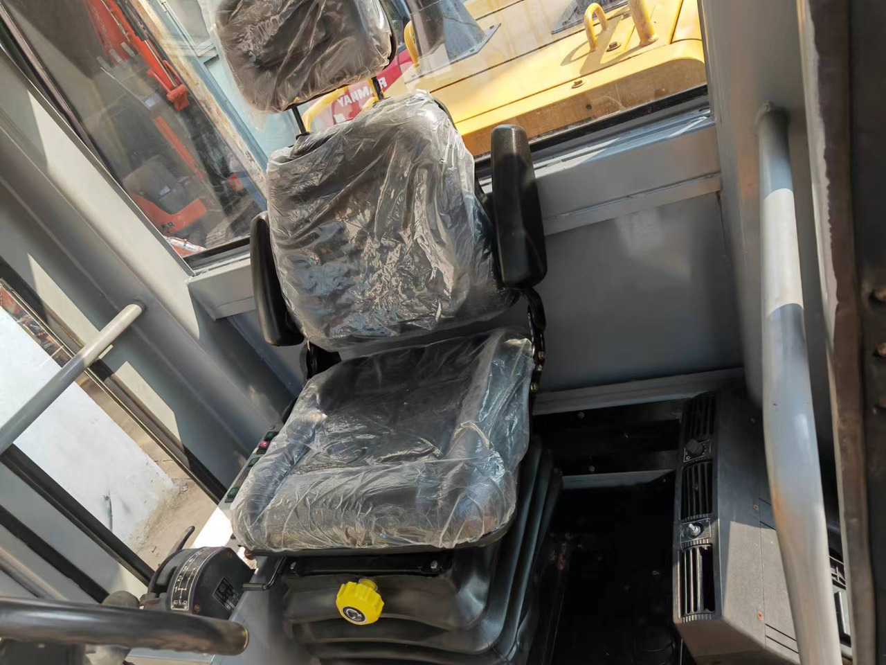 SEM 919 - Grader: picture 2 SEM 919 - Grader: picture 2