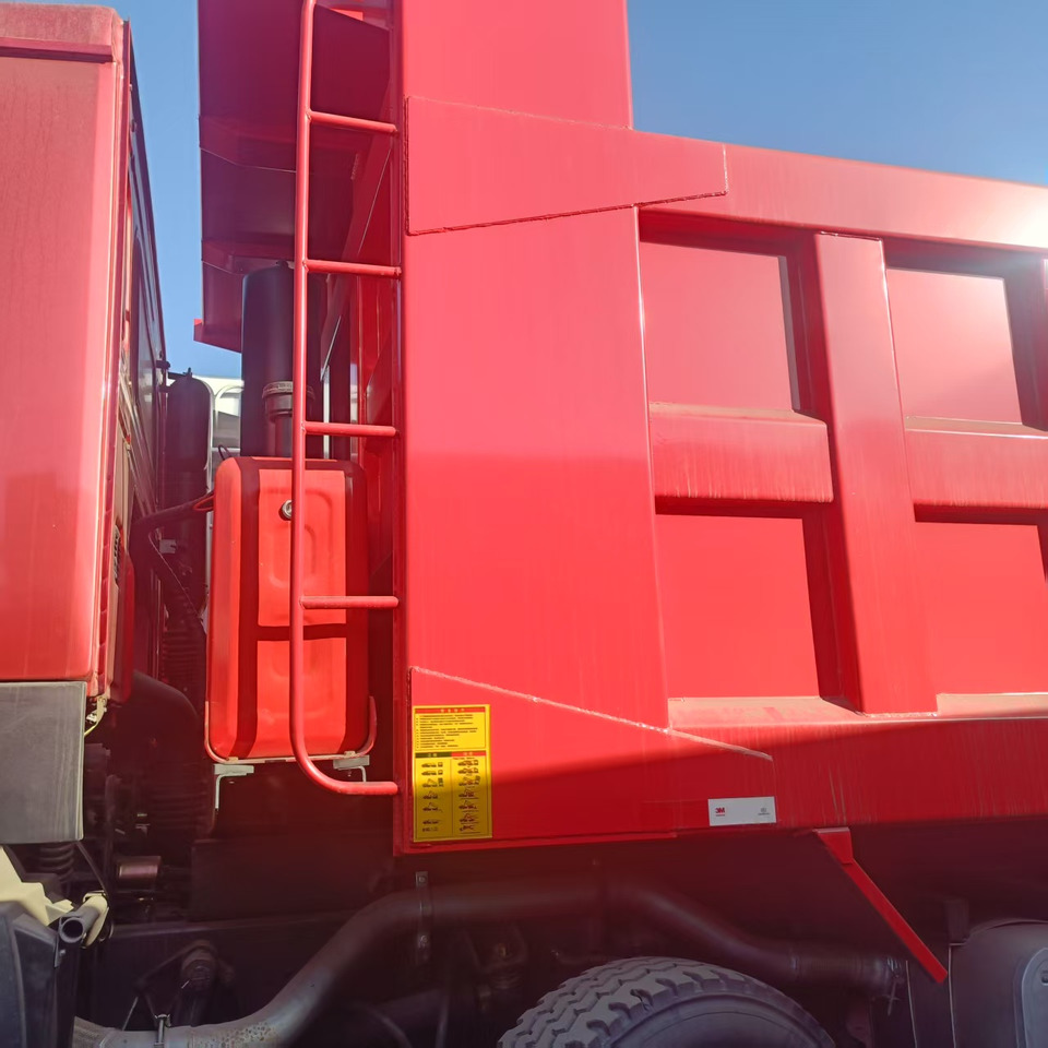 Tipper SINOTRUK HOWO 8x4: picture 6 Tipper SINOTRUK HOWO 8x4: picture 6