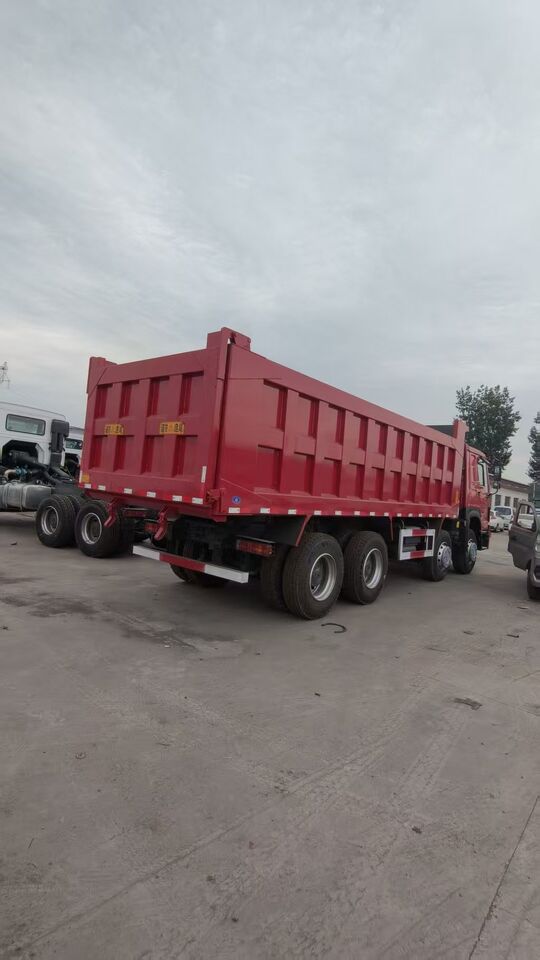 SINOTRUK HOWO - Tipper: picture 4 SINOTRUK HOWO - Tipper: picture 4