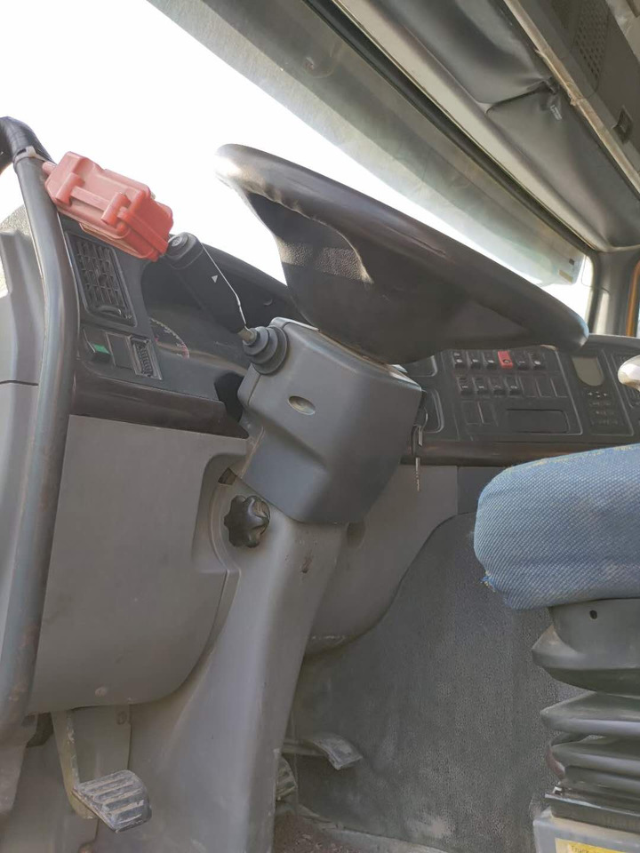 Tipper SINOTRUK HOWO: picture 9