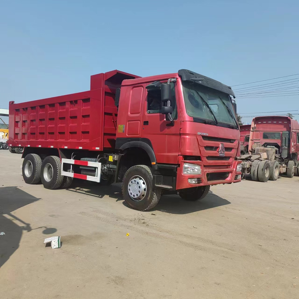 SINOTRUK HOWO - Tipper: picture 3 SINOTRUK HOWO - Tipper: picture 3