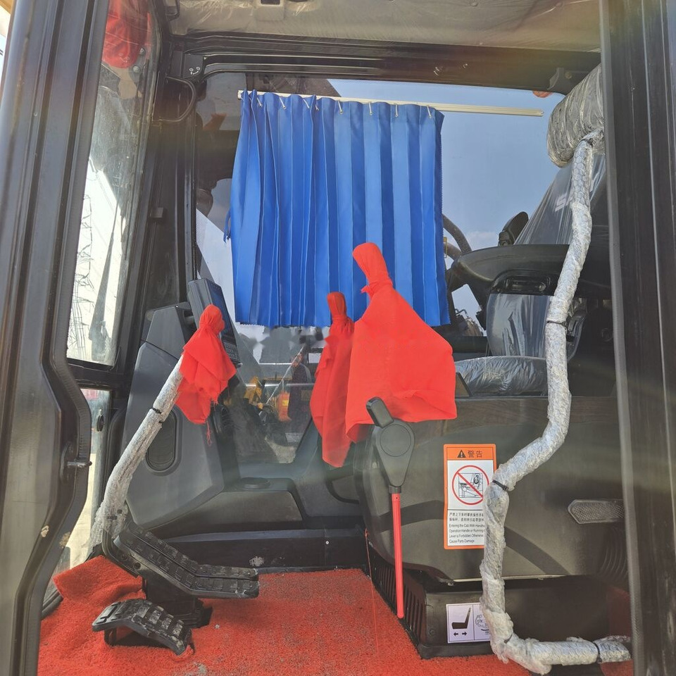 Crawler excavator Sany SY215: picture 8