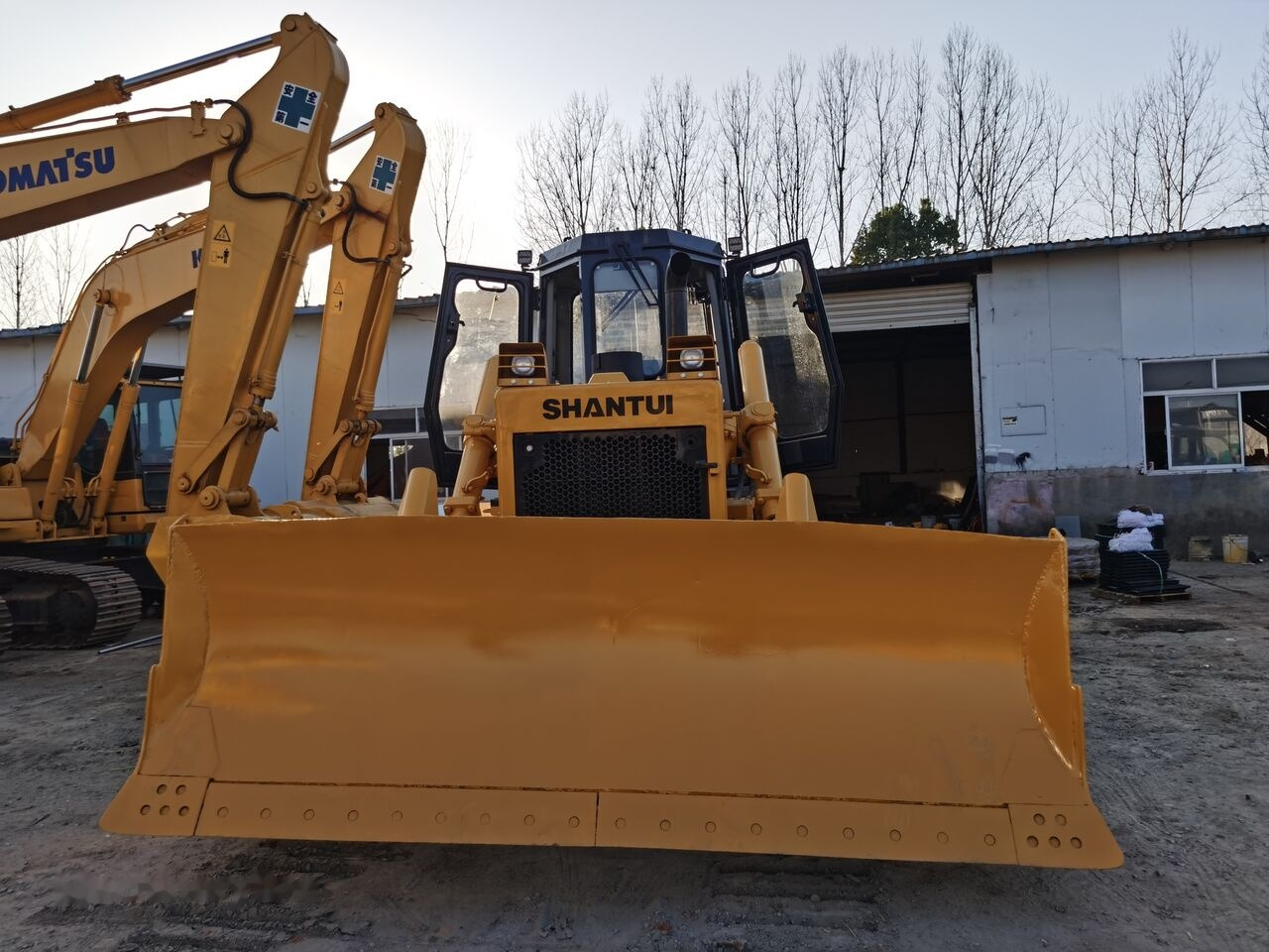 Shantui SD16 - Bulldozer: picture 4 Shantui SD16 - Bulldozer: picture 4