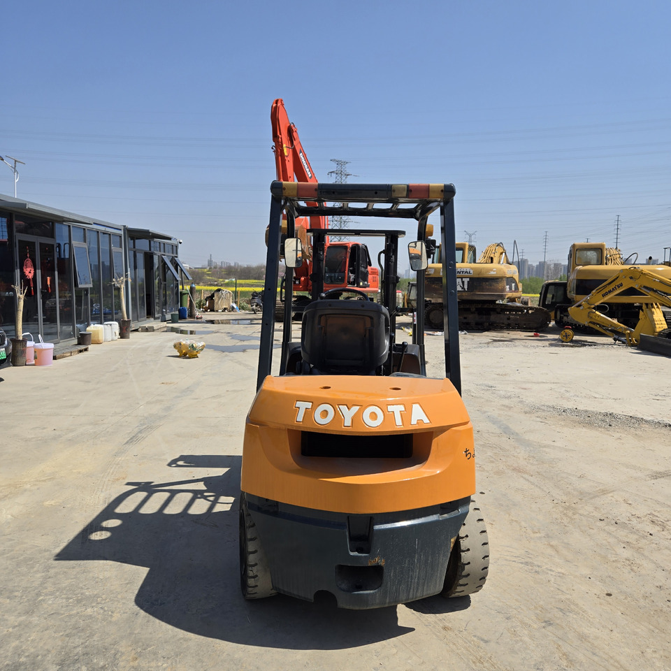 Toyota FD30 - Diesel forklift: picture 3 Toyota FD30 - Diesel forklift: picture 3