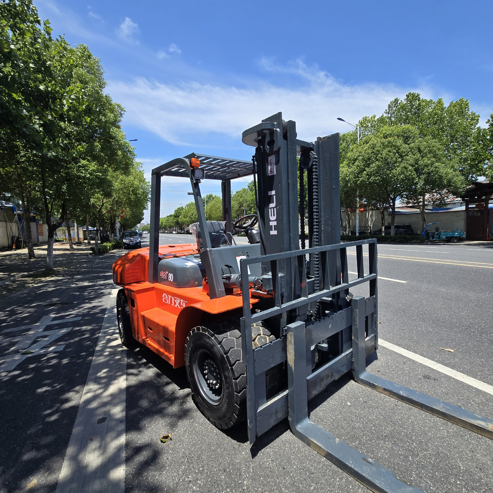 Diesel forklift Toyota FD35: picture 9