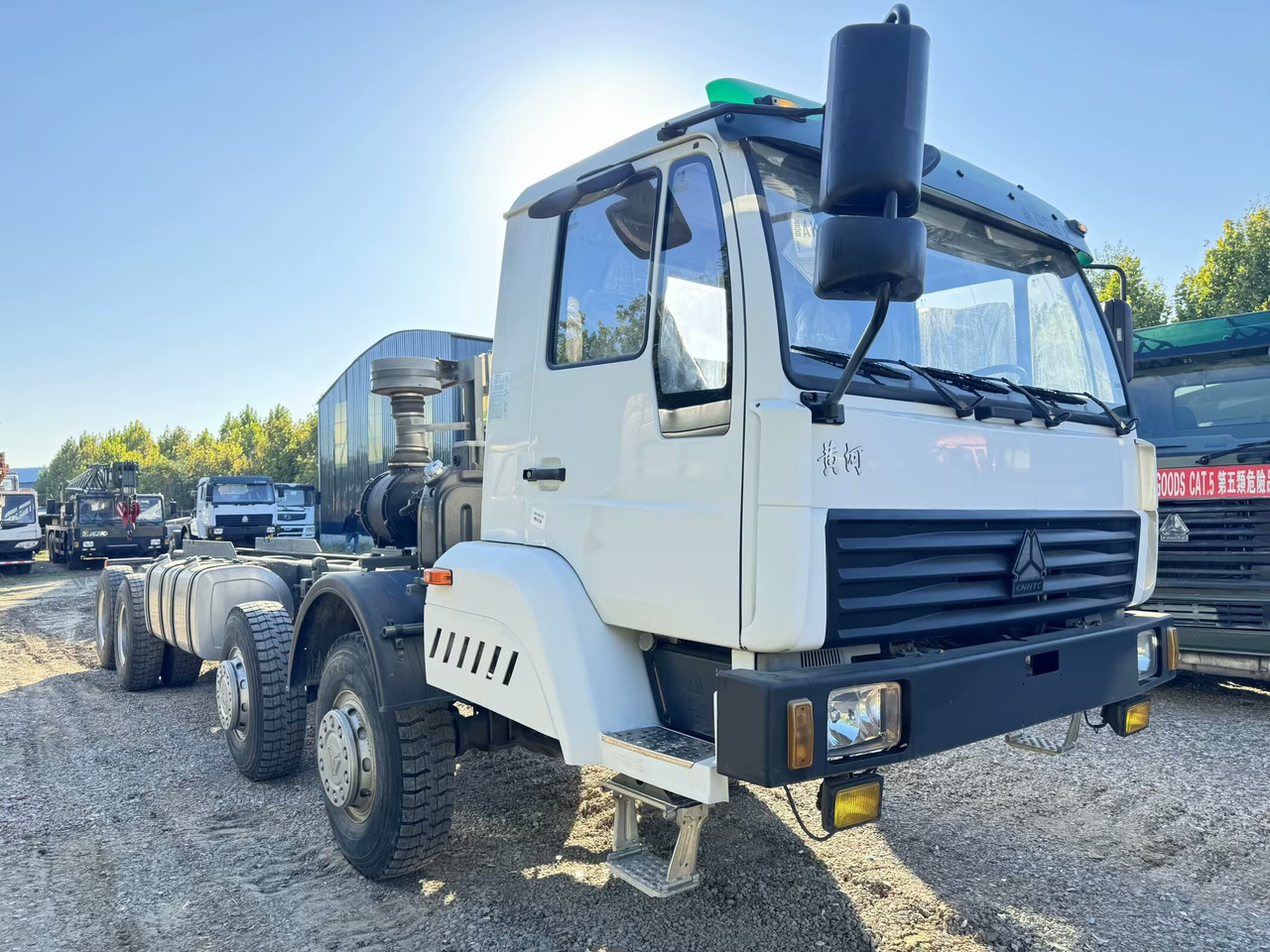 SINOTRUK HOWO - Tractor unit: picture 1 SINOTRUK HOWO - Tractor unit: picture 1