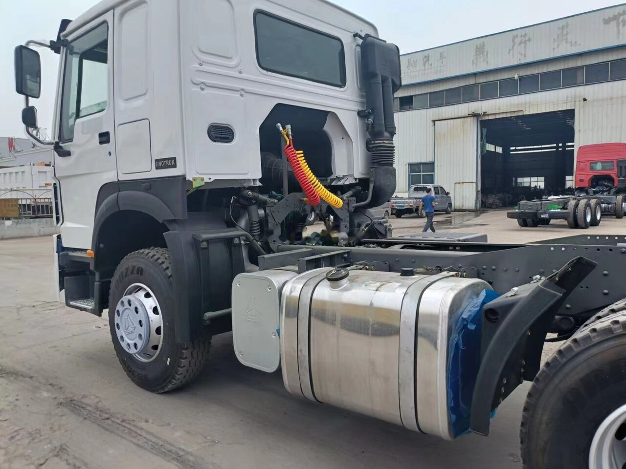 Sinotruk Howo 371 - Tractor unit: picture 4 Sinotruk Howo 371 - Tractor unit: picture 4