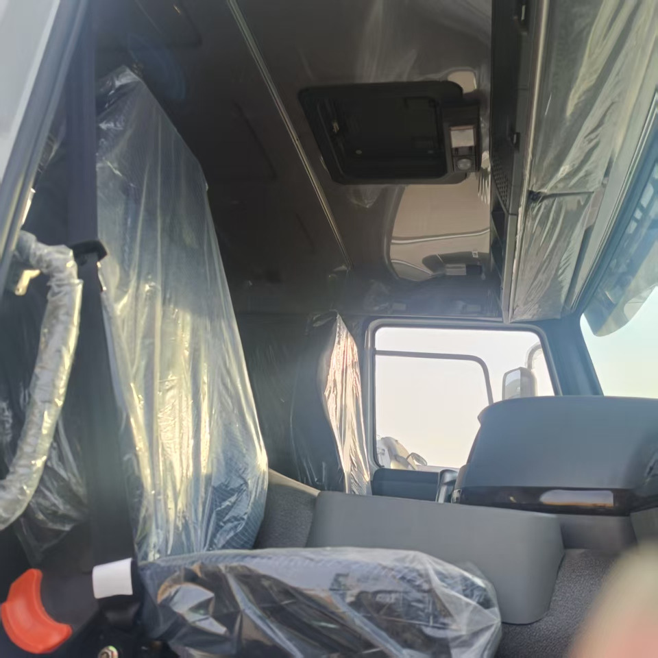 SINOTRUK HOWO - Truck: picture 2 SINOTRUK HOWO - Truck: picture 2