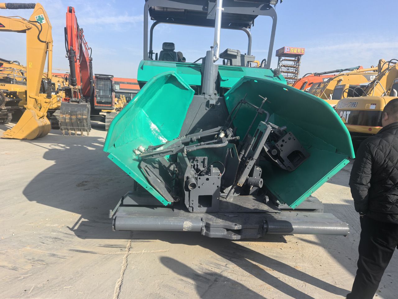 VOGELE 1880-3L - Asphalt paver: picture 2 VOGELE 1880-3L - Asphalt paver: picture 2