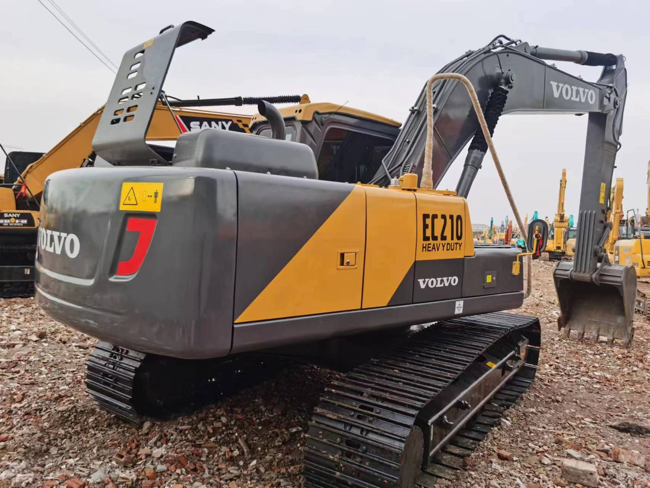 Volvo EC210 - Crawler excavator: picture 4 Volvo EC210 - Crawler excavator: picture 4