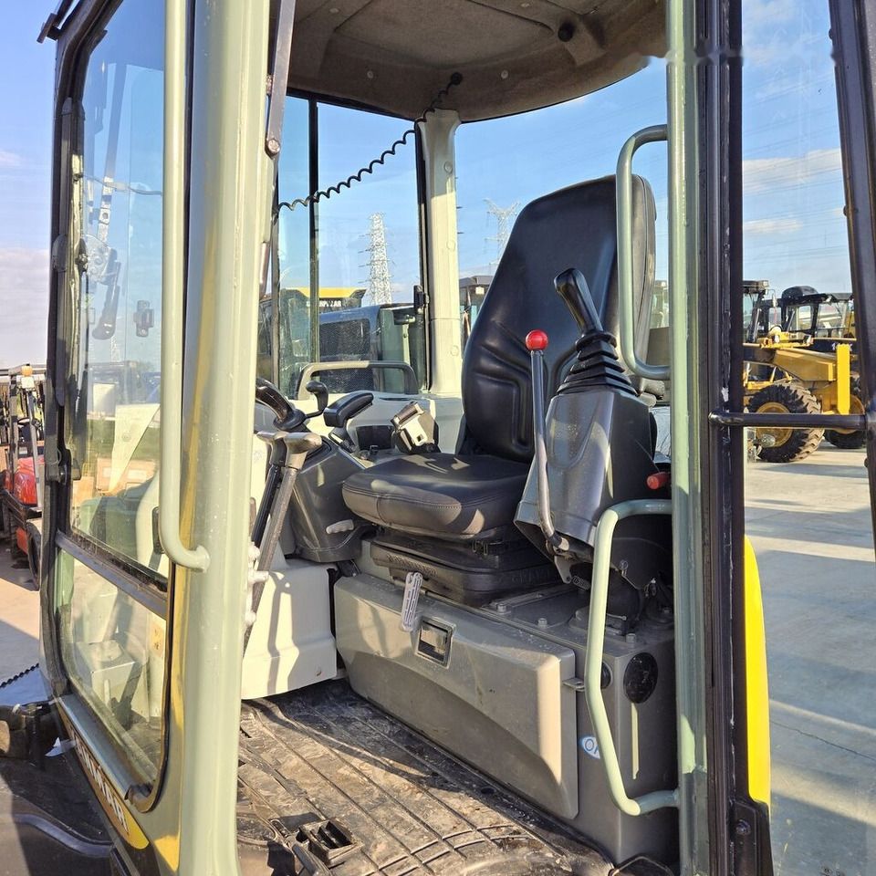Mini excavator Yanmar VIO55: picture 10