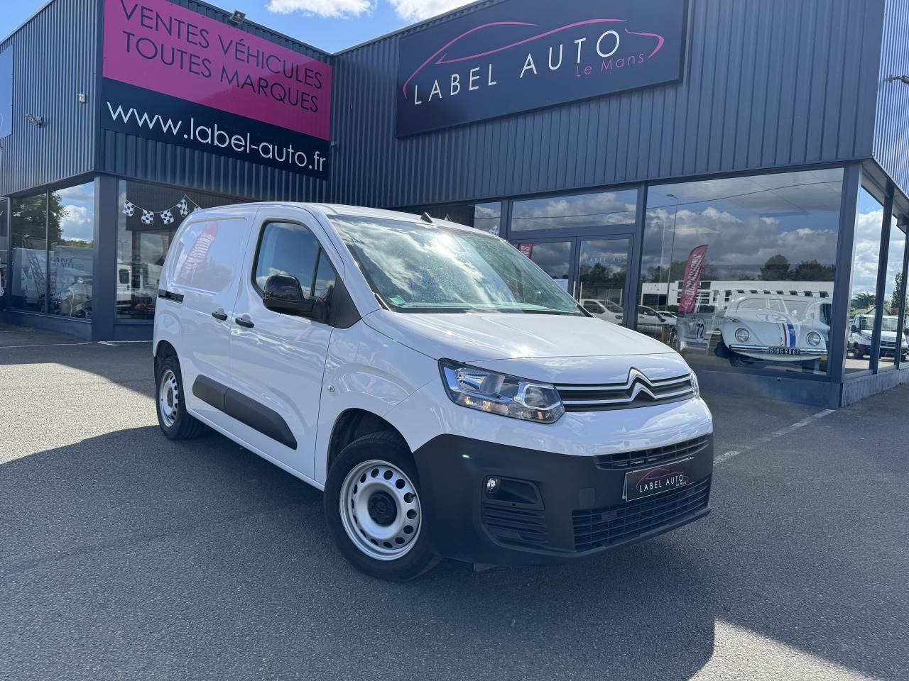 CITROEN BERLINGO M 650KG 1.5 HDI 130CH EAT-8 3 PLACES - Panel van: picture 1 CITROEN BERLINGO M 650KG 1.5 HDI 130CH EAT-8 3 PLACES - Panel van: picture 1