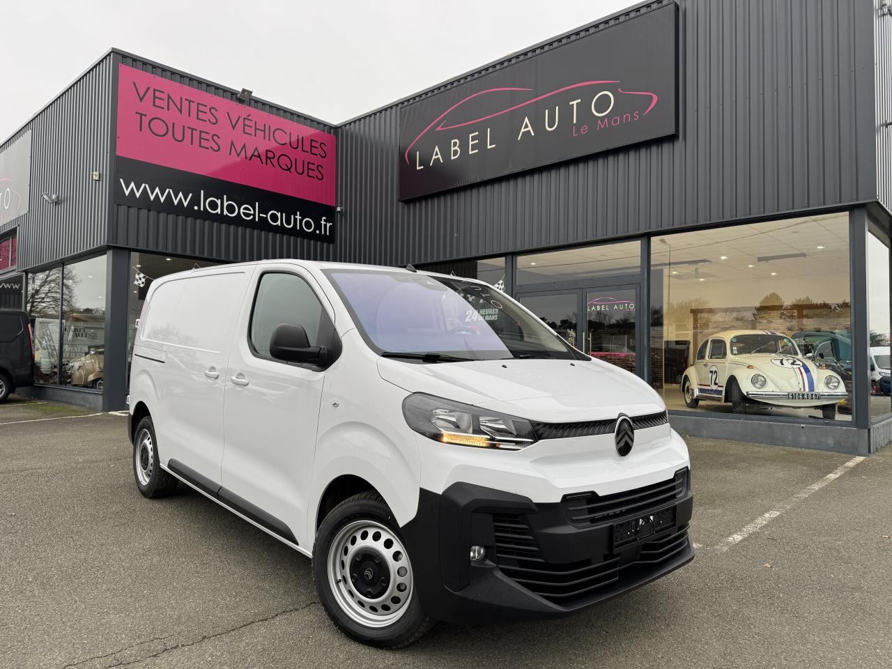 CITROEN Jumpy M 2.0 BlueHDi - 145 S&S - BV EAT8  III FOURGON . PHASE 2 - Panel van: picture 1 CITROEN Jumpy M 2.0 BlueHDi - 145 S&S - BV EAT8  III FOURGON . PHASE 2 - Panel van: picture 1