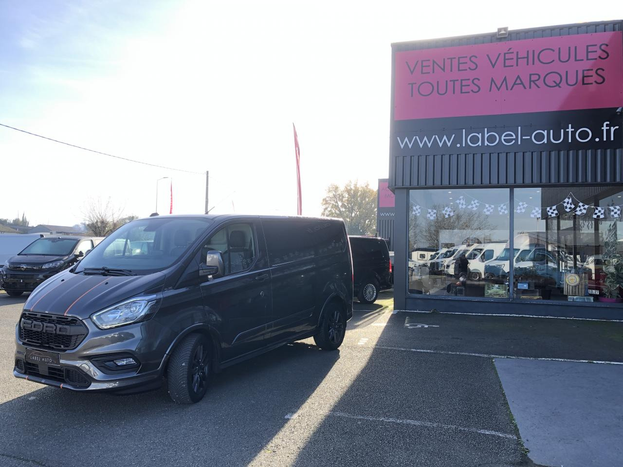 FORD Transit Custom 2.0 TDCi - 170 - BVA S&S TRANSIT CUSTOM FOURGON Fourgon 290 L1H1 Sport PHASE 2 - Panel van: picture 5 FORD Transit Custom 2.0 TDCi - 170 - BVA S&S TRANSIT CUSTOM FOURGON Fourgon 290 L1H1 Sport PHASE 2 - Panel van: picture 5