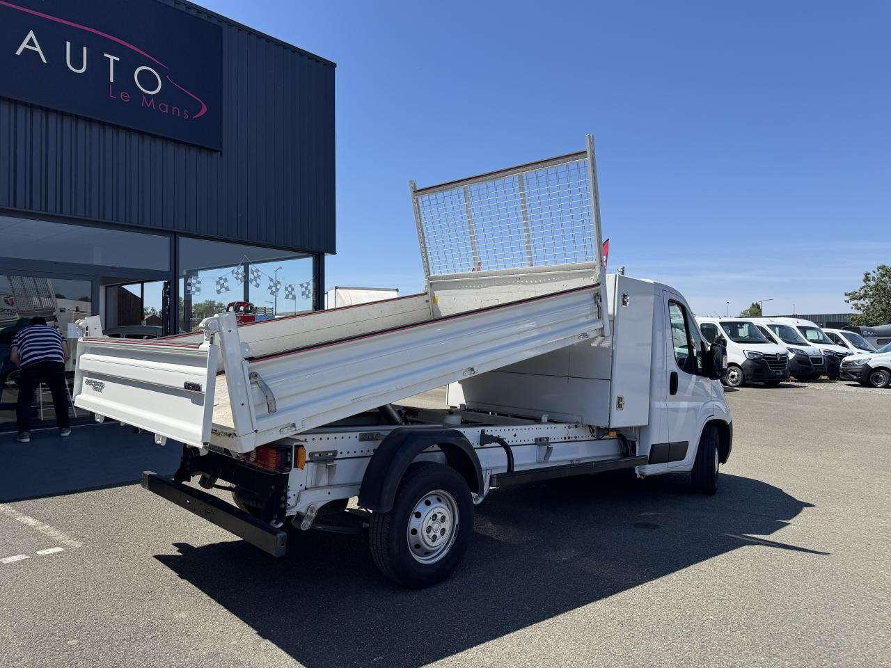 Fiat Ducato 3.5 MAXI L 2.3 MULTIJET 160CH BENNE ACIER PACK PRO NAV + COFFRE JPM - Tipper van: picture 5 Fiat Ducato 3.5 MAXI L 2.3 MULTIJET 160CH BENNE ACIER PACK PRO NAV + COFFRE JPM - Tipper van: picture 5