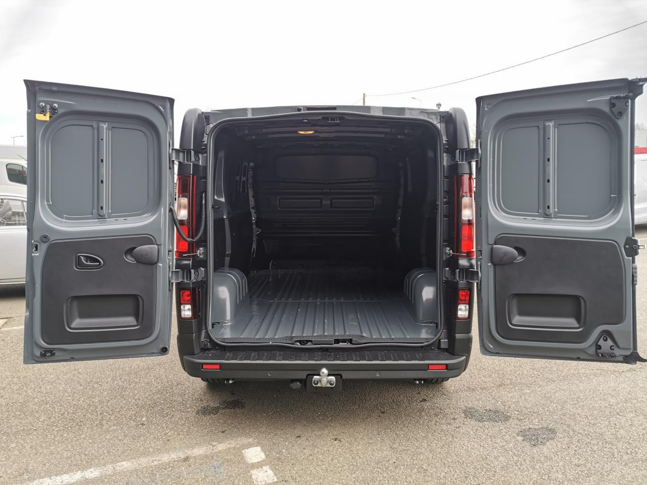 NISSAN Primastar N-Connecta 3.1t L2H1 2.0 dCi - 150 - S/S II 2021 FOURGON Fourgon L2H1 PHASE 2 - Panel van: picture 3 NISSAN Primastar N-Connecta 3.1t L2H1 2.0 dCi - 150 - S/S II 2021 FOURGON Fourgon L2H1 PHASE 2 - Panel van: picture 3