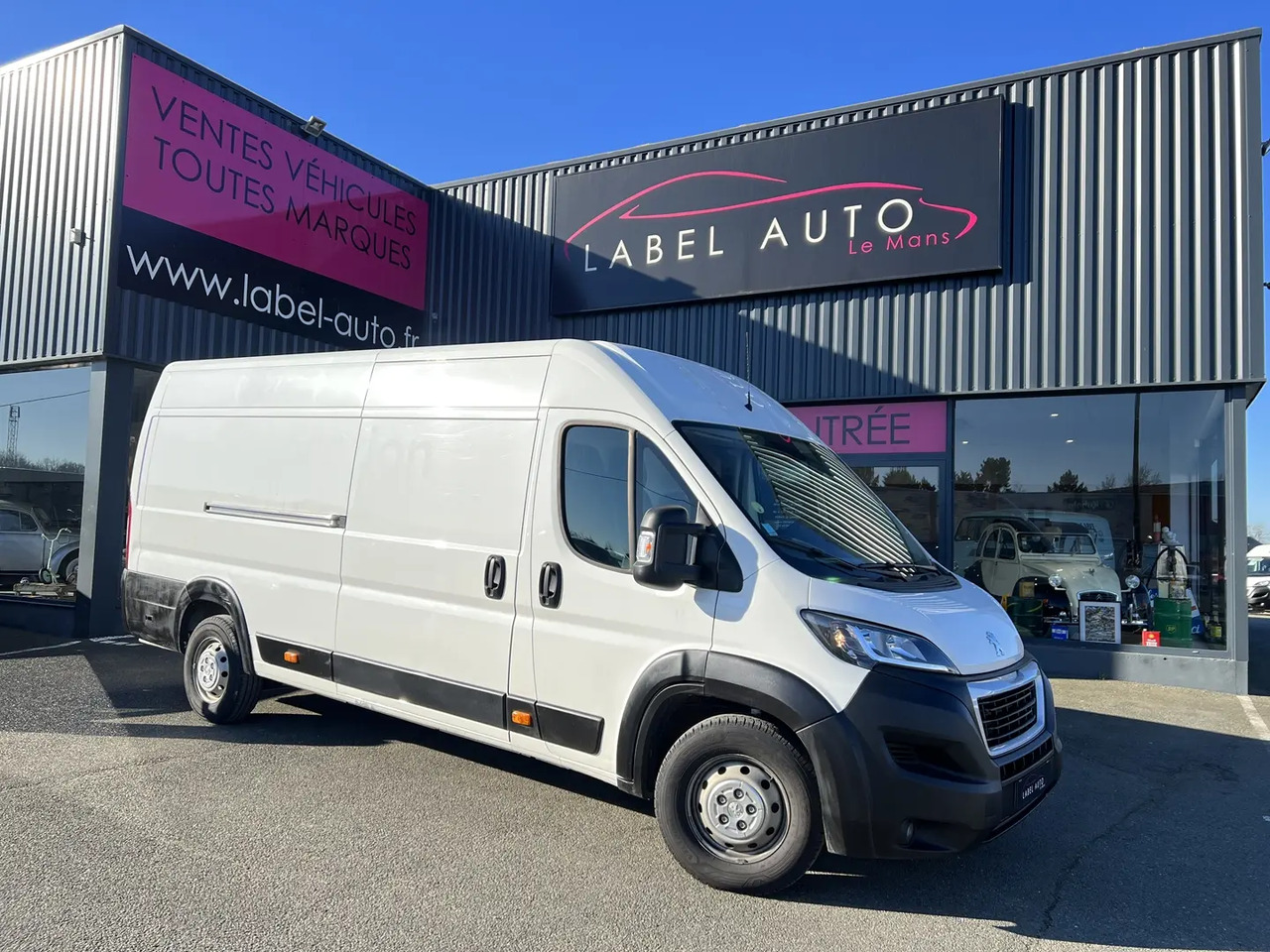 Peugeot Boxer 435 L4H2 2.2 BLUEHDI S&S 140CH ASPHALT - Panel van: picture 1 Peugeot Boxer 435 L4H2 2.2 BLUEHDI S&S 140CH ASPHALT - Panel van: picture 1