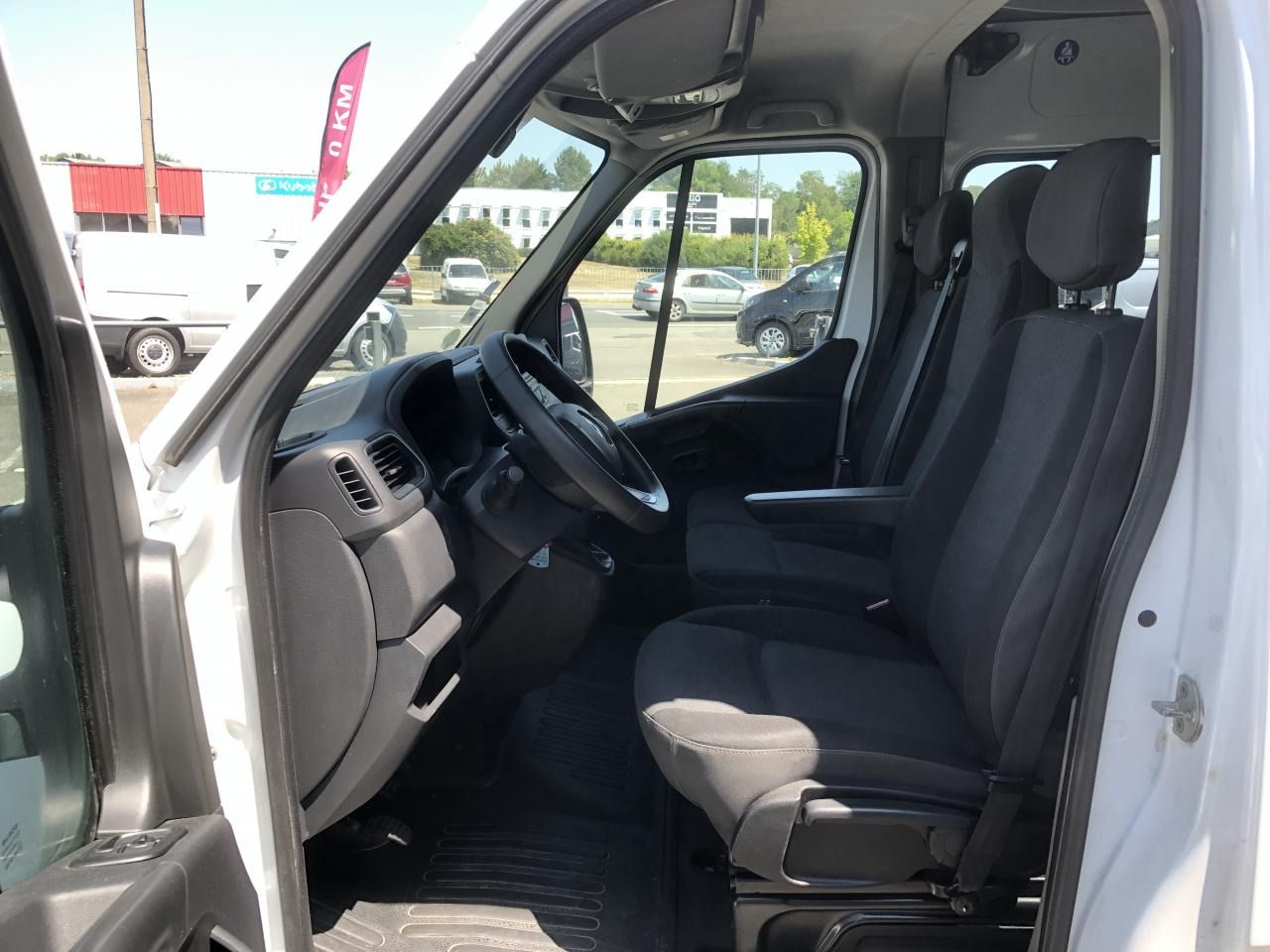 RENAULT MASTER 3T5 2.3 DCI 135CH CONFORT CABINE APPROFONDIE 7 PLACES - Panel van: picture 5 RENAULT MASTER 3T5 2.3 DCI 135CH CONFORT CABINE APPROFONDIE 7 PLACES - Panel van: picture 5