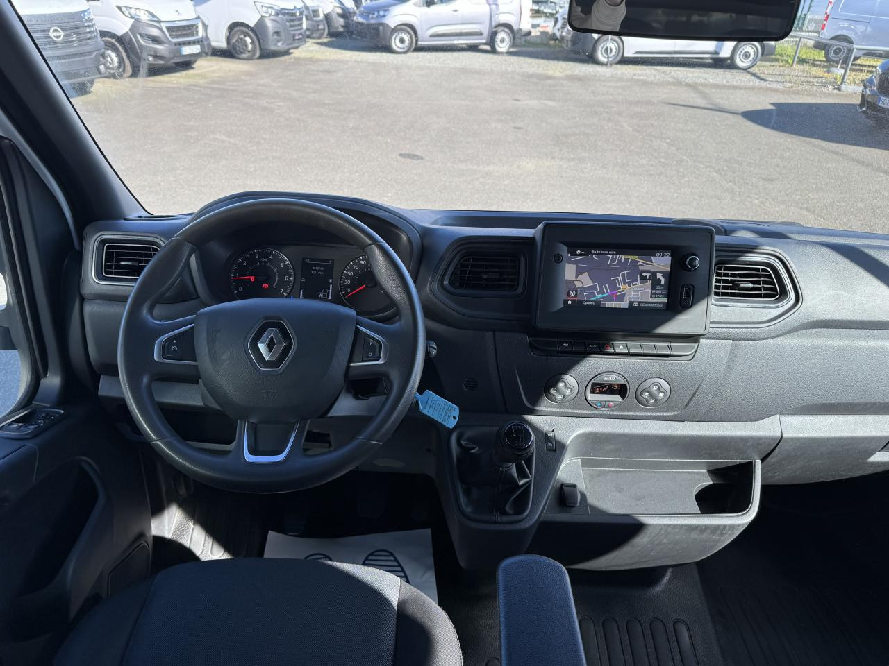 RENAULT MASTER 3T5 BENNE + COFFRE RJ DOUBLE CABINE 6 PL 2.3 DCI 130 CH CONFORT + GPS + REGUL + CLIM - Tipper van: picture 3 RENAULT MASTER 3T5 BENNE + COFFRE RJ DOUBLE CABINE 6 PL 2.3 DCI 130 CH CONFORT + GPS + REGUL + CLIM - Tipper van: picture 3