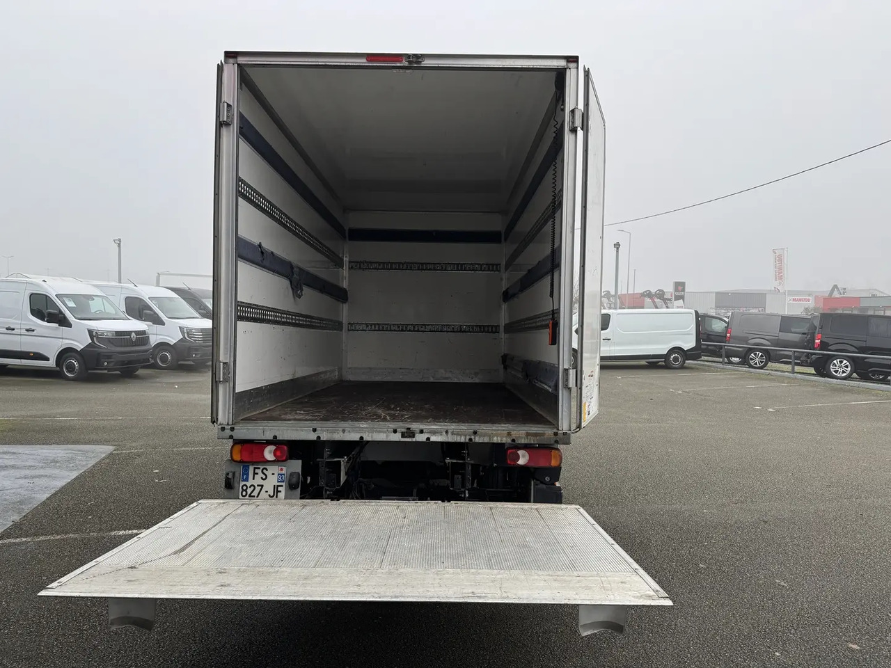 Renault MASTER III GRD VOL F3500 L3 2.3 BLUE DCI 145CH 20M3 CONFORT EURO6 - Car: picture 3 Renault MASTER III GRD VOL F3500 L3 2.3 BLUE DCI 145CH 20M3 CONFORT EURO6 - Car: picture 3