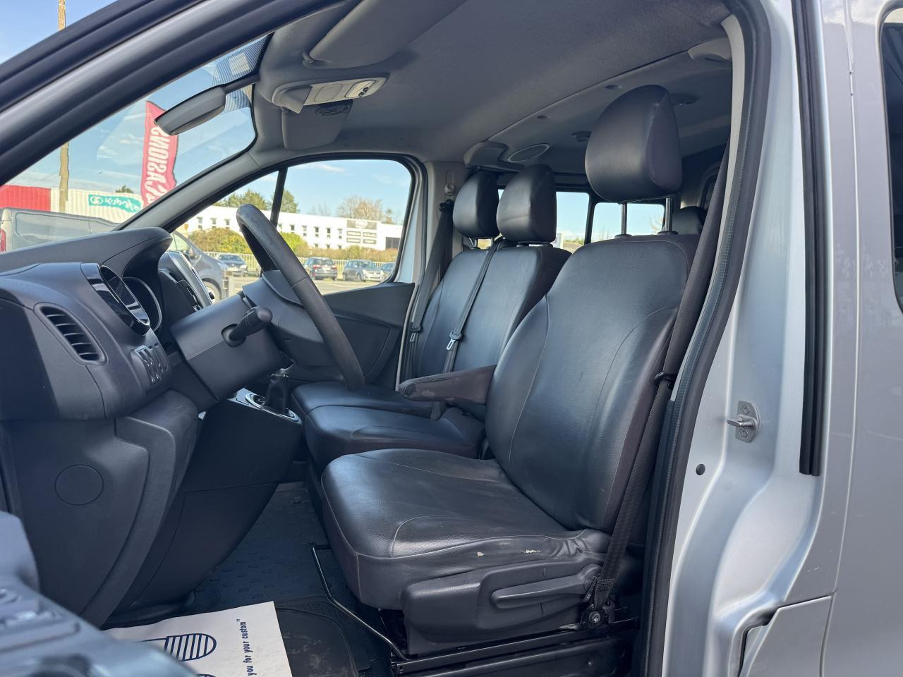 Combi van Renault Trafic L2H1 2.0 DCI 145CH CABINE APPROFONDIE 6 PLACES CONFORT EDC: picture 8