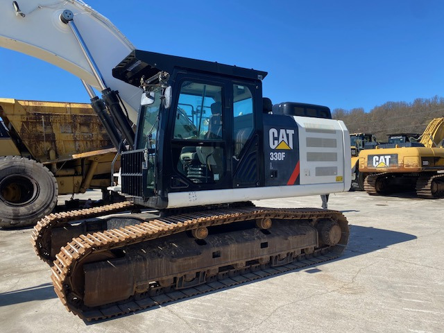 CATERPILLAR 330 F - Crawler excavator: picture 2 CATERPILLAR 330 F - Crawler excavator: picture 2