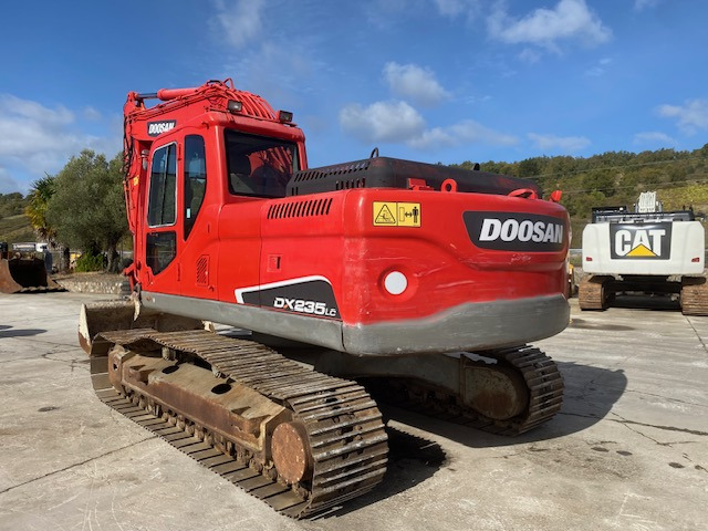 DOO DX 235 NLC - Construction machinery: picture 2 DOO DX 235 NLC - Construction machinery: picture 2