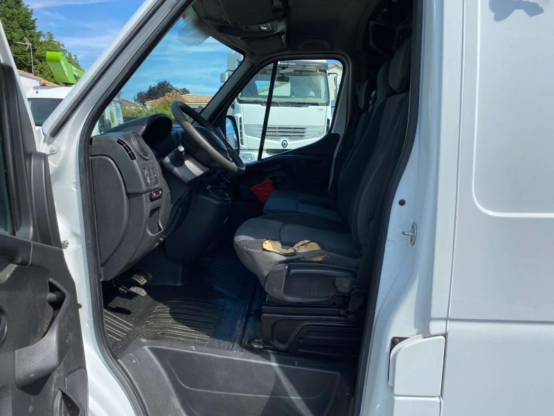 Renault Master 130.35 FG Tronqué L2H2 Nacelle Pack éco - Truck mounted aerial platform: picture 5 Renault Master 130.35 FG Tronqué L2H2 Nacelle Pack éco - Truck mounted aerial platform: picture 5