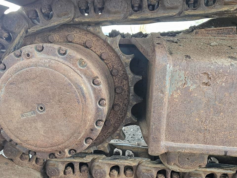 Crawler excavator Volvo EC 240 LC: picture 12