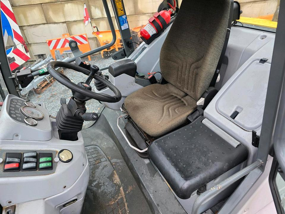 Telescopic wheel loader Kramer 680T Radlader 1360 Stunden Teleskoplader Radteleskoplader Teleskopradlader 580T 480T 680 580 480: picture 10 Telescopic wheel loader Kramer 680T Radlader 1360 Stunden Teleskoplader Radteleskoplader Teleskopradlader 580T 480T 680 580 480: picture 10