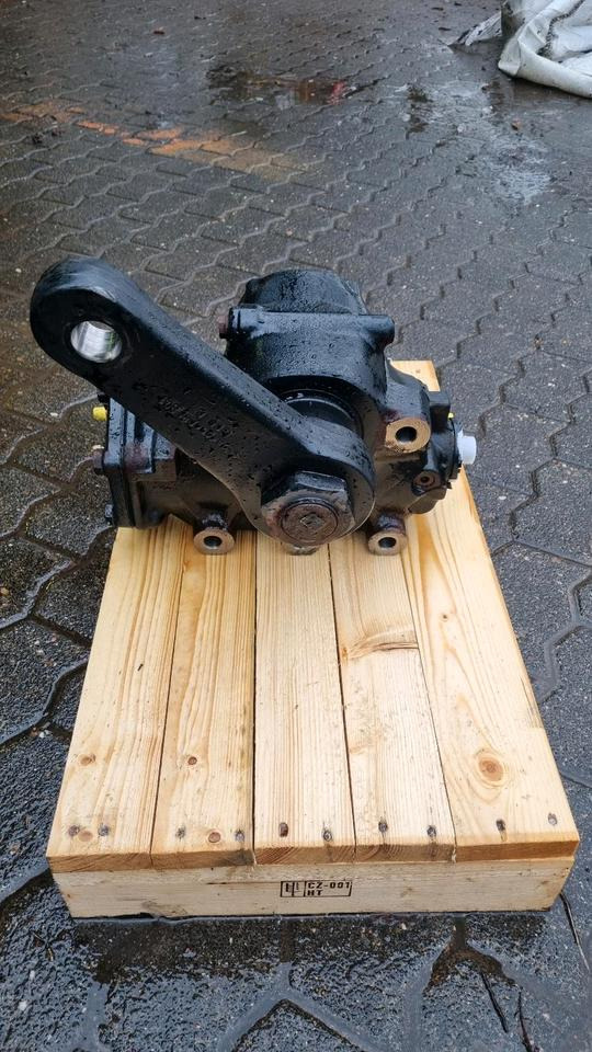 Lenkgetriebe Unimog 405 U423 Servolenkung 430 427 429 527 530 Mercedes Benz - Steering gear for Municipal/ Special vehicle: picture 2 Lenkgetriebe Unimog 405 U423 Servolenkung 430 427 429 527 530 Mercedes Benz - Steering gear for Municipal/ Special vehicle: picture 2