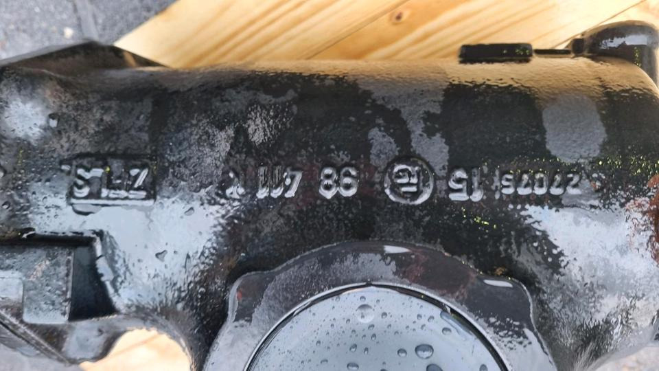 Lenkgetriebe Unimog 405 U423 Servolenkung 430 427 429 527 530 Mercedes Benz - Steering gear for Municipal/ Special vehicle: picture 3 Lenkgetriebe Unimog 405 U423 Servolenkung 430 427 429 527 530 Mercedes Benz - Steering gear for Municipal/ Special vehicle: picture 3