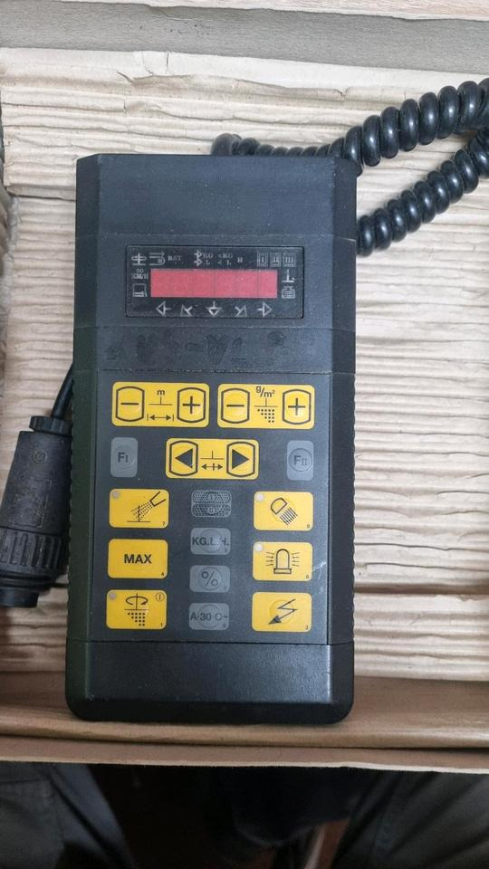 NU 314K Steuerung Schmidt Nido Aebi Salzstreuer Salzsilo Bedienung 92203 Stratos Mitos - Electrical system for Municipal/ Special vehicle: picture 1 NU 314K Steuerung Schmidt Nido Aebi Salzstreuer Salzsilo Bedienung 92203 Stratos Mitos - Electrical system for Municipal/ Special vehicle: picture 1